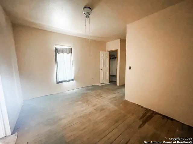 312 James St Brackettville, TX 78832