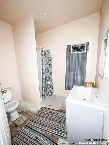 312 James St Brackettville, TX 78832