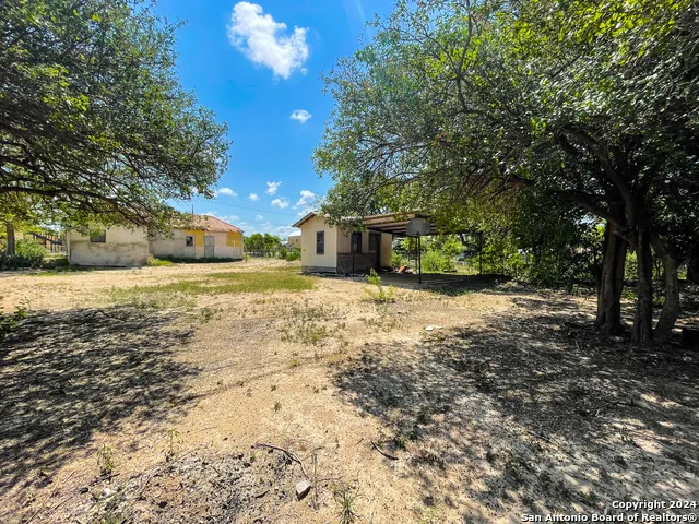 312 James St Brackettville, TX 78832