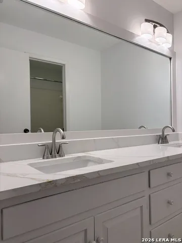 11111 Whisper Meadow San Antonio, TX 78230