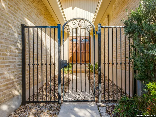 11111 Whisper Meadow San Antonio, TX 78230