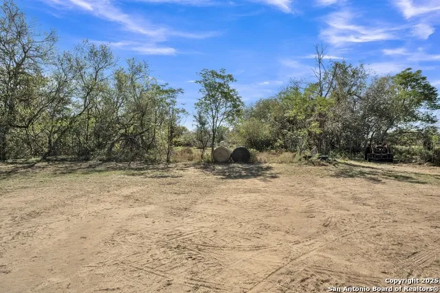 470 Rutledge Poteet, TX 78065