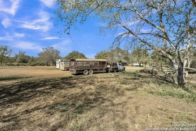 470 Rutledge Poteet, TX 78065