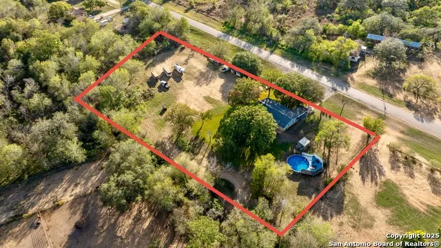 470 Rutledge Poteet, TX 78065