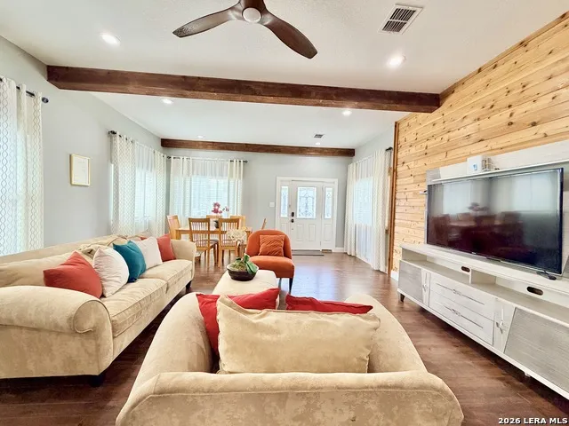 702 E EUCLID AVE San Antonio, TX 78212