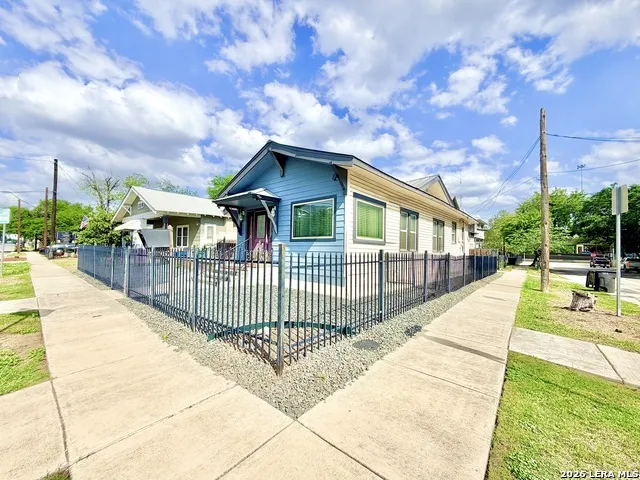 702 E EUCLID AVE San Antonio, TX 78212