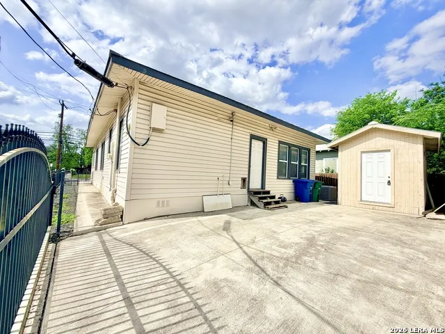 702 E EUCLID AVE San Antonio, TX 78212