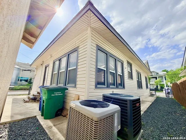 702 E EUCLID AVE San Antonio, TX 78212