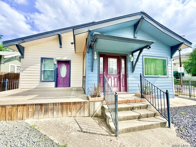 702 E EUCLID AVE San Antonio, TX 78212