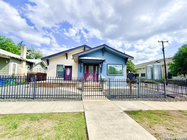 702 E EUCLID AVE San Antonio, TX 78212