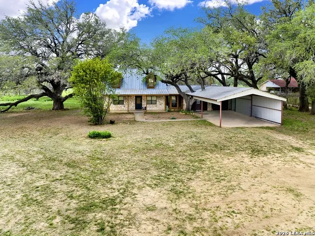 360 HORTON RD Poteet, TX 78065