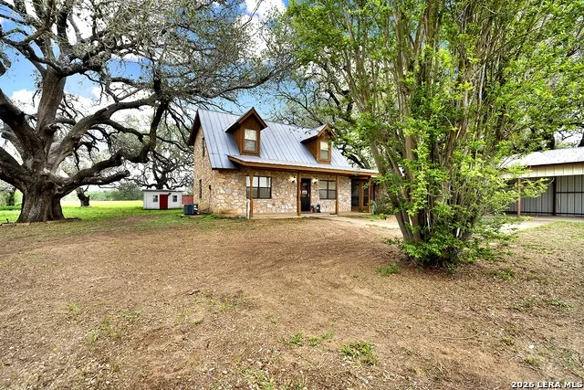 360 HORTON RD Poteet, TX 78065