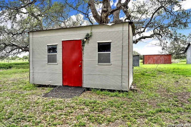 360 HORTON RD Poteet, TX 78065