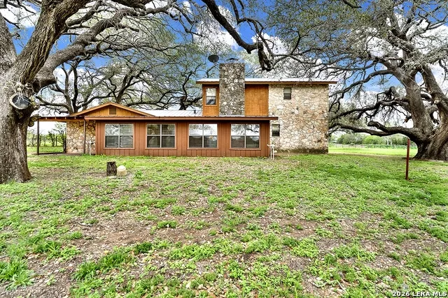360 HORTON RD Poteet, TX 78065