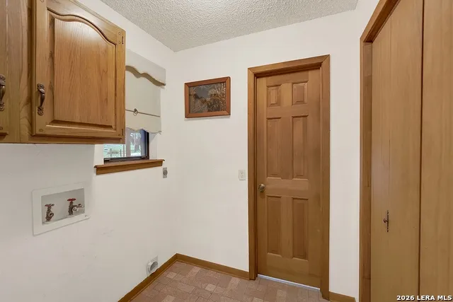 360 HORTON RD Poteet, TX 78065