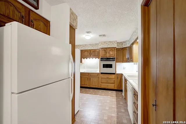 360 HORTON RD Poteet, TX 78065