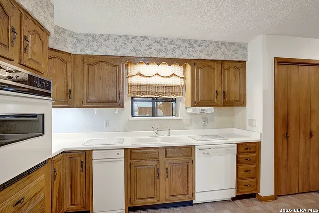 360 HORTON RD Poteet, TX 78065
