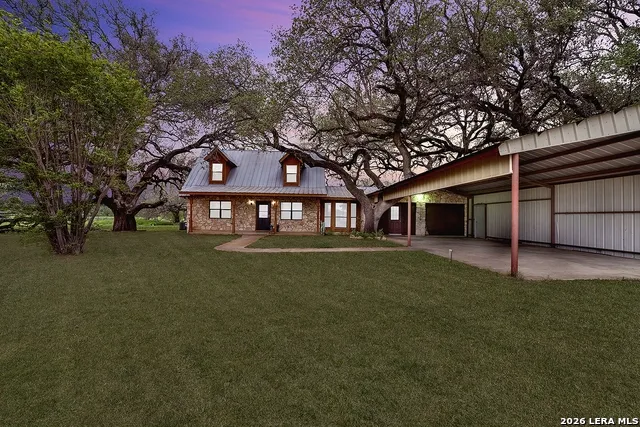 360 HORTON RD Poteet, TX 78065