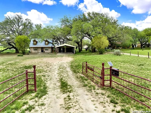 360 HORTON RD Poteet, TX 78065