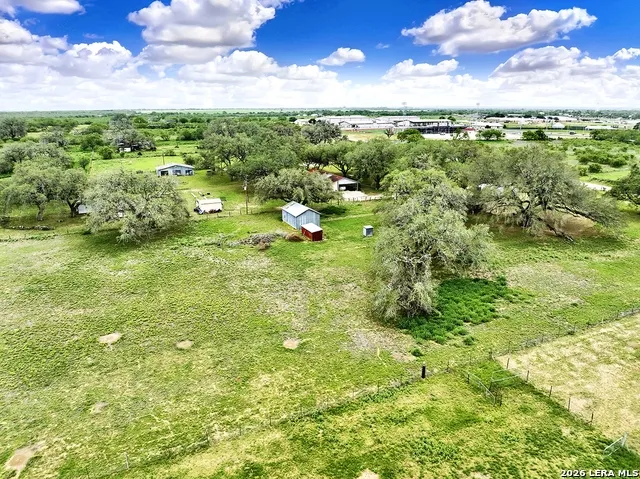 360 HORTON RD Poteet, TX 78065