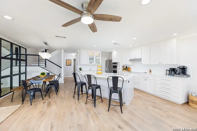 509 HI CIR N #B Unit B Horseshoe Bay, TX 78657