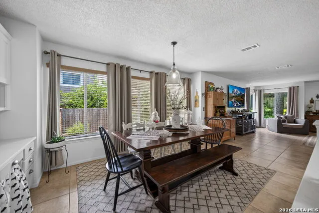 13611 Thessaly Universal City, TX 78148