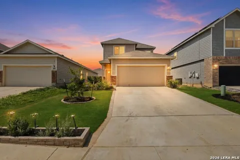 2407 PINK PEARL DR