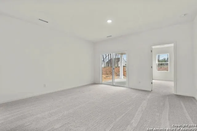128 Peterson Place Adkins, TX 78101