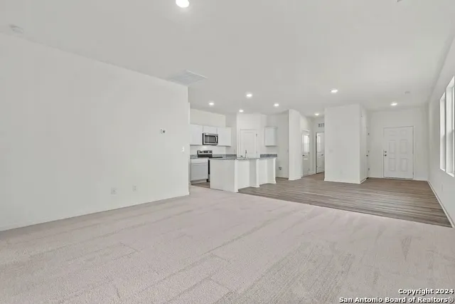 128 Peterson Place Adkins, TX 78101