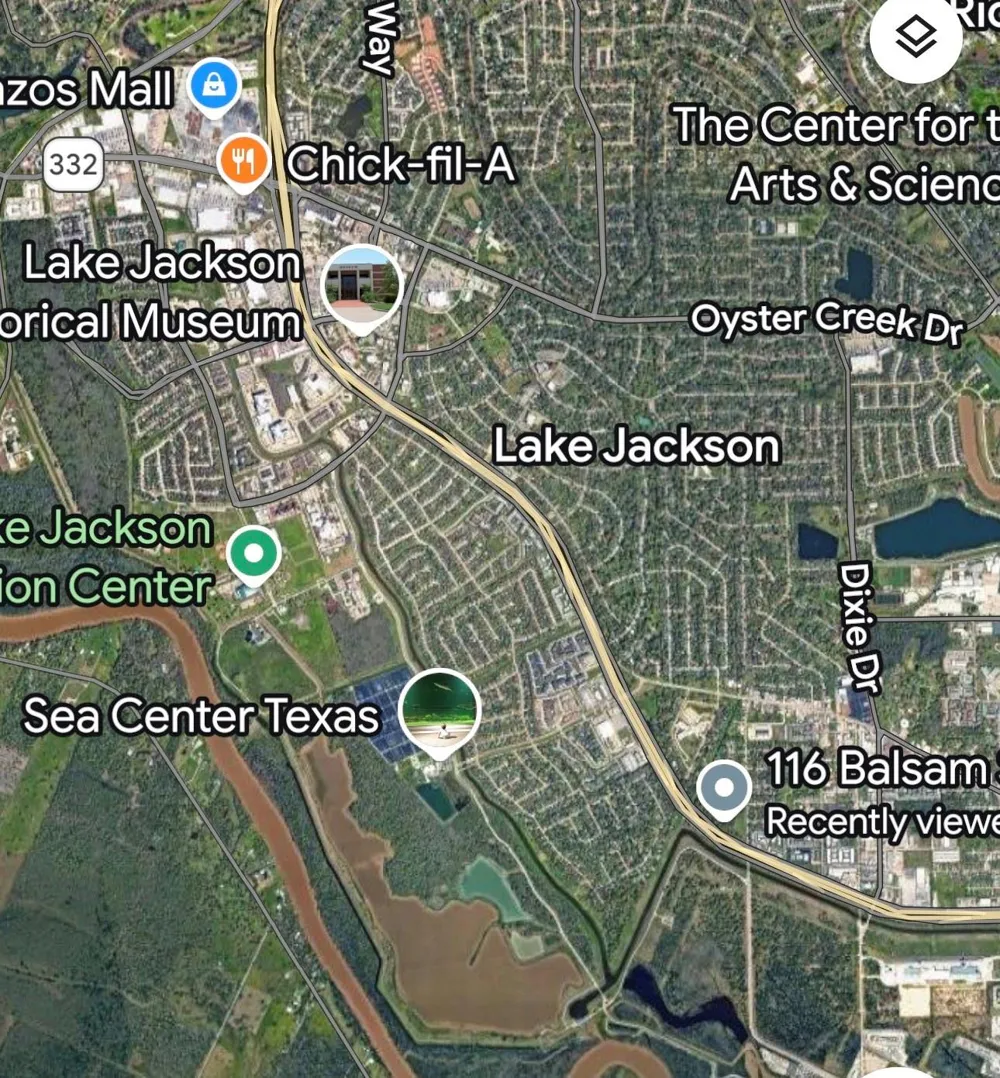 116 Balsam Street Lake Jackson, TX 77566
