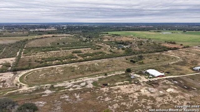 000 W County Road 681 Lytle, TX 78052