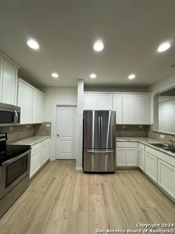 7746 HEAVENLY ARBOR San Antonio, TX 78254