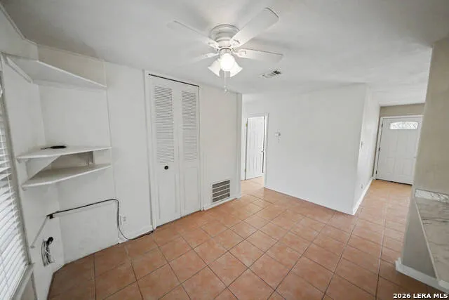823 STRAIGHT LN Universal City, TX 78148