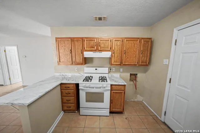 823 STRAIGHT LN Universal City, TX 78148