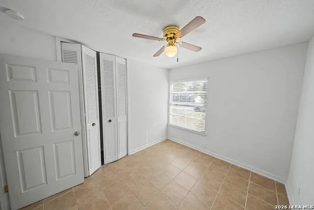 823 STRAIGHT LN Universal City, TX 78148