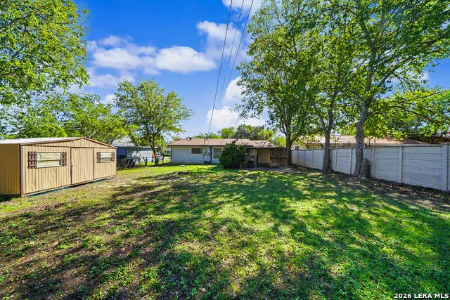 823 STRAIGHT LN Universal City, TX 78148