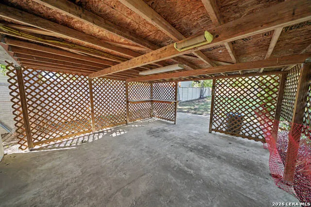 823 STRAIGHT LN Universal City, TX 78148