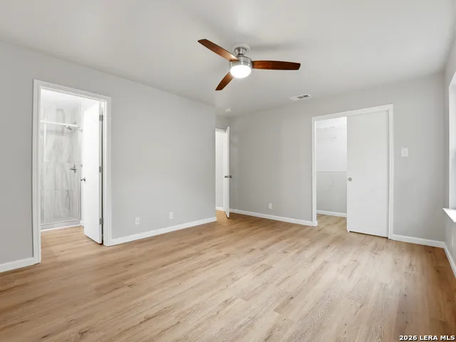 9127 Spiral Woods Universal City, TX 78148