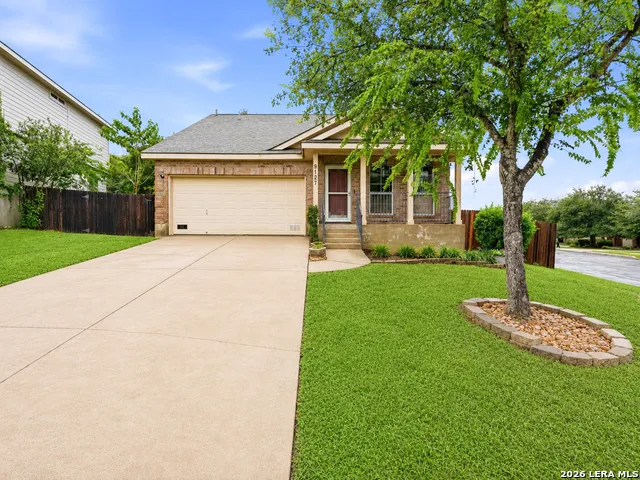 9127 Spiral Woods Universal City, TX 78148