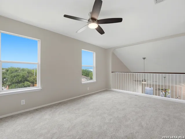 9127 Spiral Woods Universal City, TX 78148