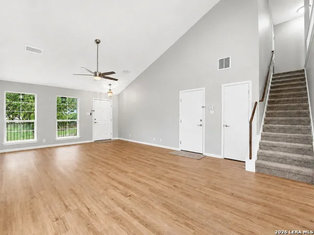 9127 Spiral Woods Universal City, TX 78148
