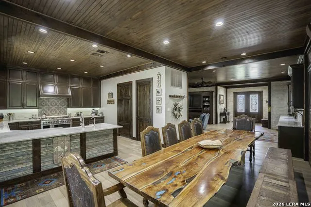 188 SPECHT RD San Antonio, TX 78260