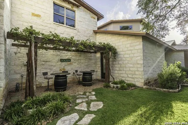 188 SPECHT RD San Antonio, TX 78260