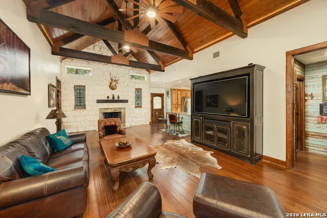 188 SPECHT RD San Antonio, TX 78260