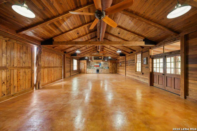 188 SPECHT RD San Antonio, TX 78260