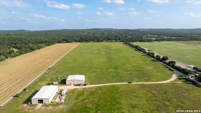 188 SPECHT RD San Antonio, TX 78260