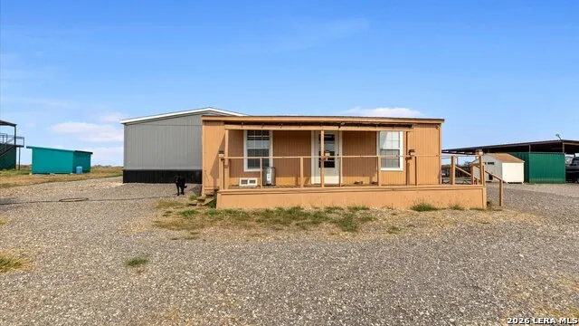 6286 FM 2146 Jourdanton, TX 78026