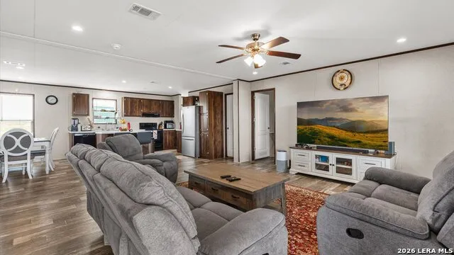 6286 FM 2146 Jourdanton, TX 78026