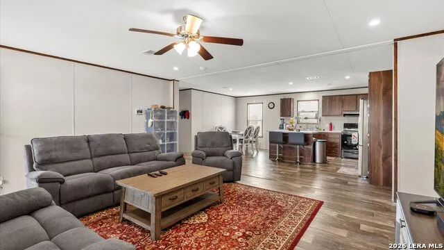 6286 FM 2146 Jourdanton, TX 78026