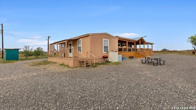 6286 FM 2146 Jourdanton, TX 78026